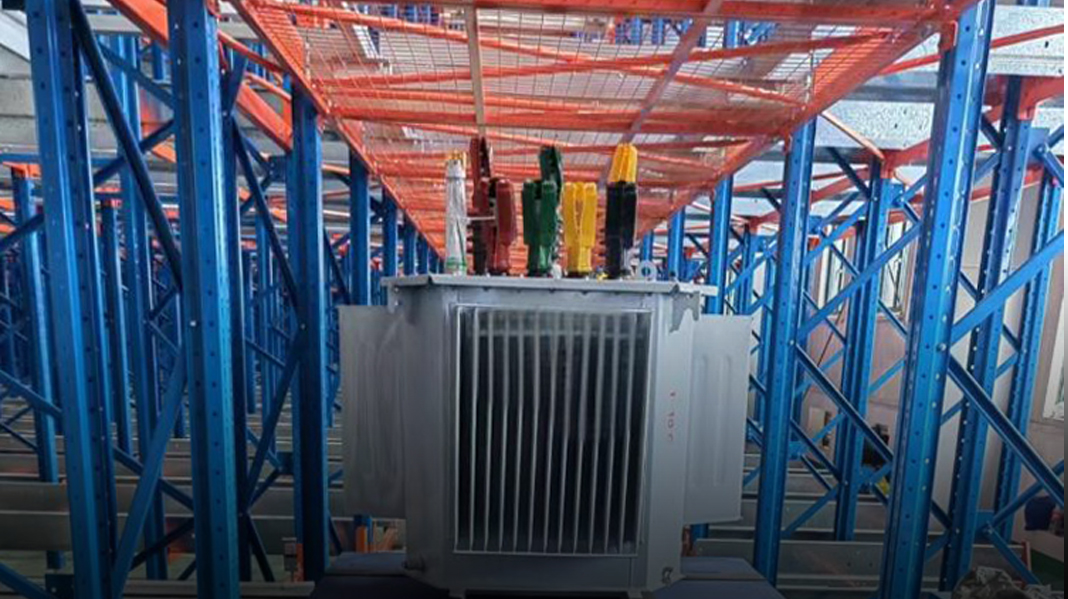 四向穿梭機(jī)	